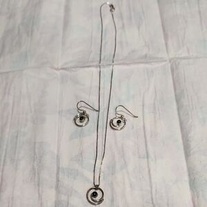 Silver and Black Swirl Necklace Set